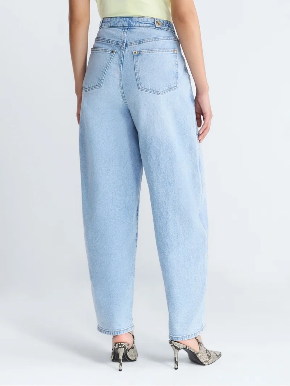 Devil Wears Prada Scoop Collection Women's High Waisted Jeans - Picture 3 of 5